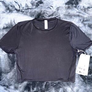 Lululemon Nulu Crewneck Cropped T-Shirt- Large